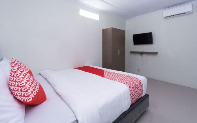 OYO 2444 Sera House
