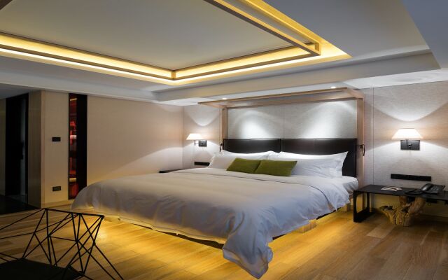 Harbin 22 Degrees Celsius Boutique Hotel