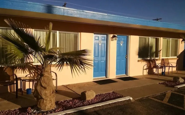 White Sands Motel