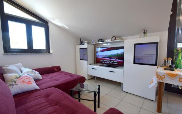 Apartment Kocmut - Vantačići