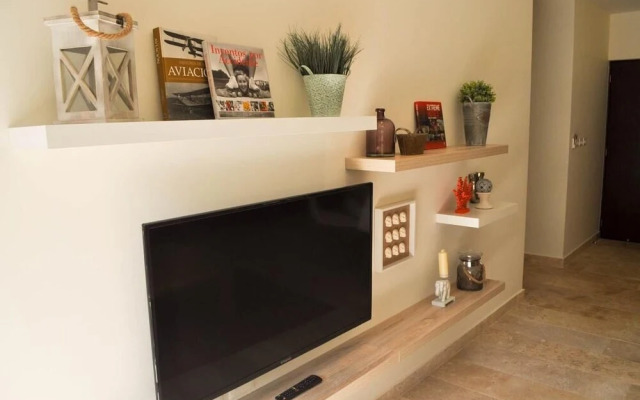 APARTAMENTO LUJOSO PALMARES a mt 5ta Av.