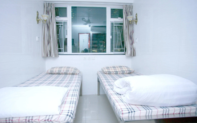 Pay-Less Guesthouse (7/F A9)