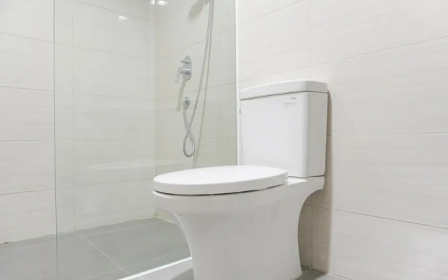 Well Design And Homey 1Br Ciputra International Apartment