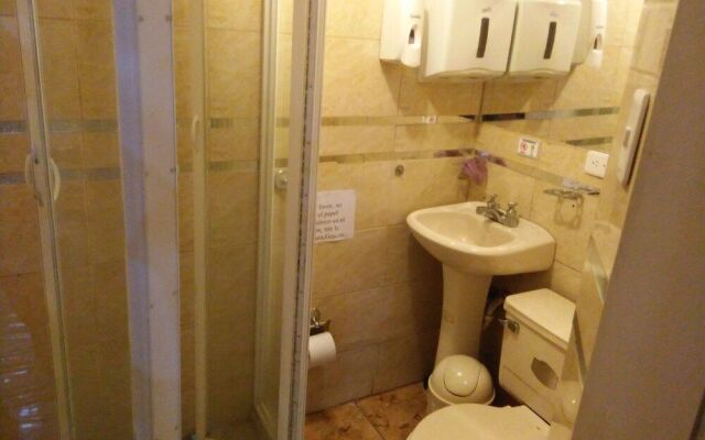 Krishna Hostal - Hostel