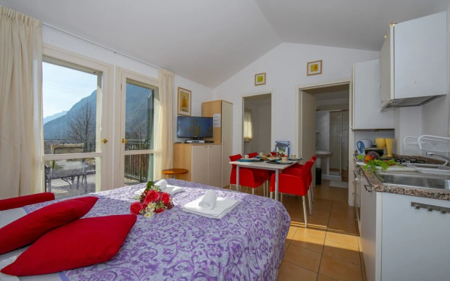 Porto Letizia Ortensia 8