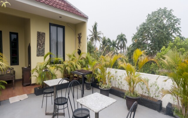 RedDoorz Syariah Plus near Trans Studio Cibubur