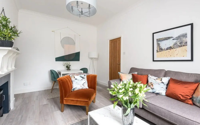 Feversham House
