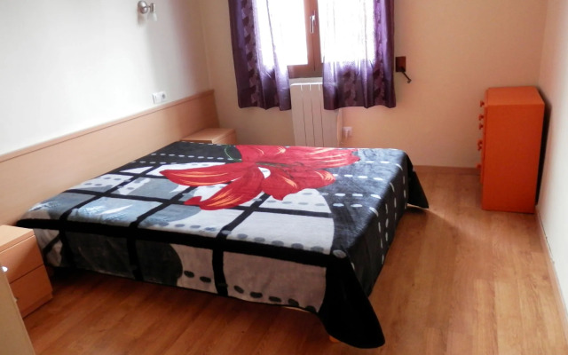 Apartamentos Pantebre 3000