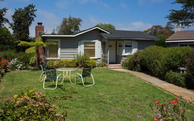 Carmel River Inn