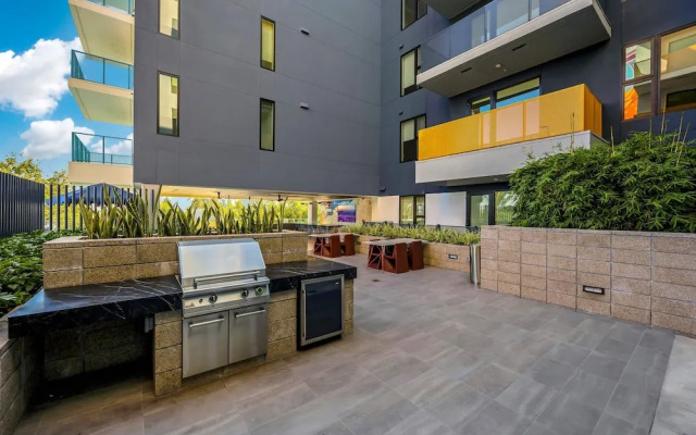 Luxury 2BR by Oneluxstay