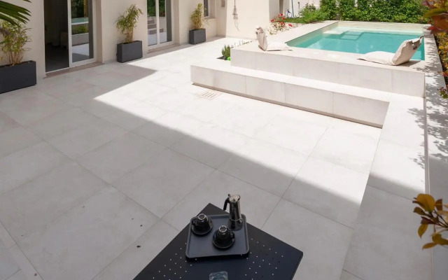 Carlo V - con piscina e giardino privati