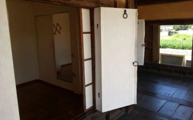Moji Guest House