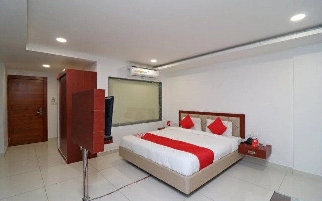 Slk Nimbus Arcade By OYO Rooms