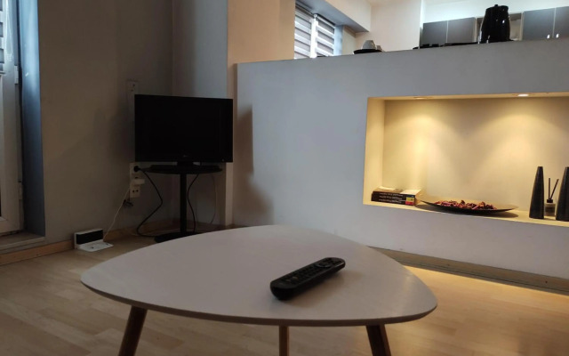 Ariana Apartment by EasyBucharest