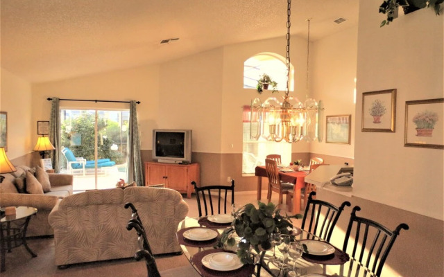 SVV Pool Homes