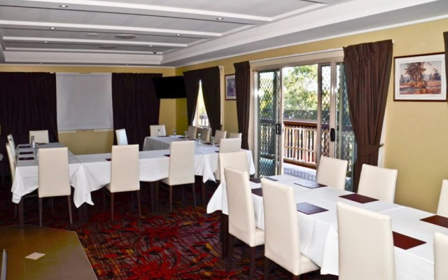 Swagsman Motel Miles