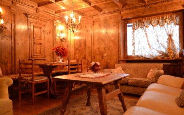 Cá Enrosadira Piano Secondo