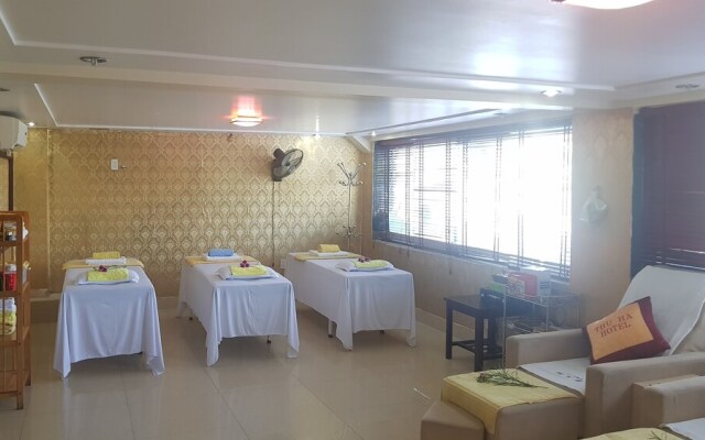 Thu Ha Hotel Catba
