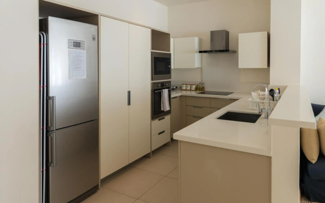 Villasun Seafront Apartment at Cap Ouest
