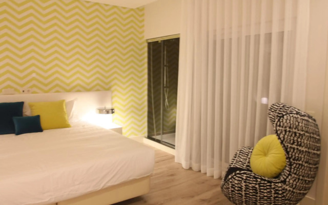 Aqua Ria Boutique Hotel