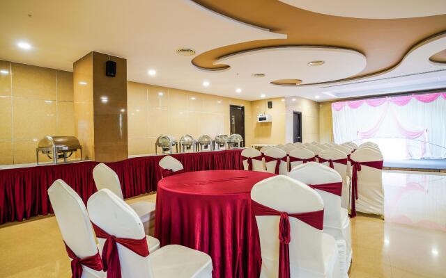 Capital O 23502 Hotel Millennium Grand