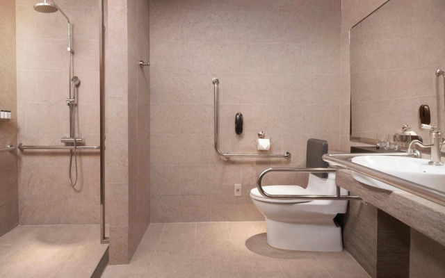 Queena Plaza Hotel Taitung