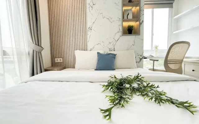 Modern Classic Touch 1Br Apartment At Tokyo Riverside Pik 2