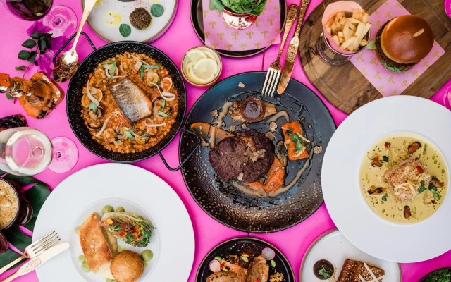 Pikes Ibiza - Adults Only