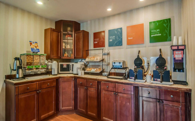 Comfort Inn & Suites Staunton