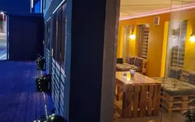Come in
