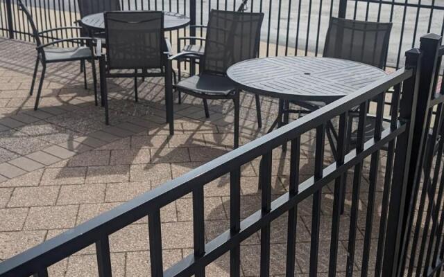 Fairfield Inn & Suites by Marriott Detroit Troy