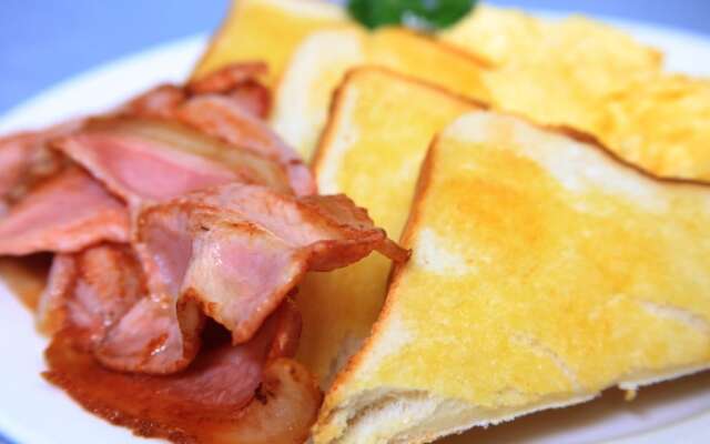 Jacaranda Country Motel