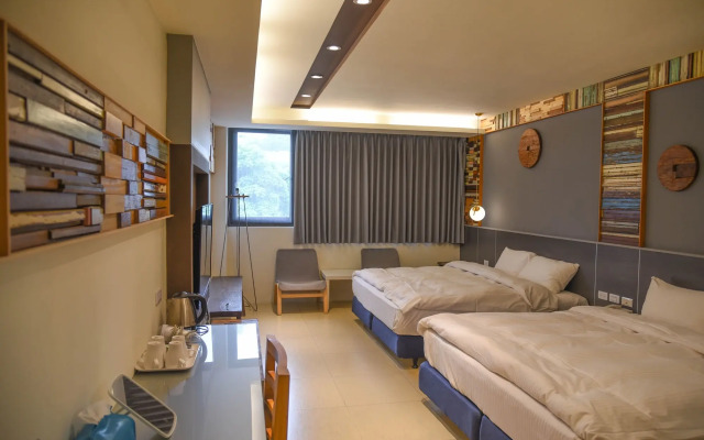 Ace House