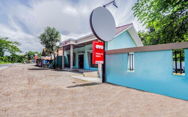 OYO 2974 Penginapan Roma 88