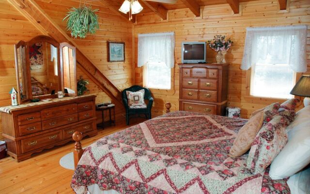 MAJESTIC OAKS - 3 Br Cabin