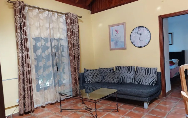 Holiday Home to the Street With big Kitchen