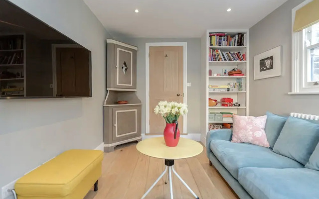 Vauxhall Oasis - 3 Bed House by BaseToGo