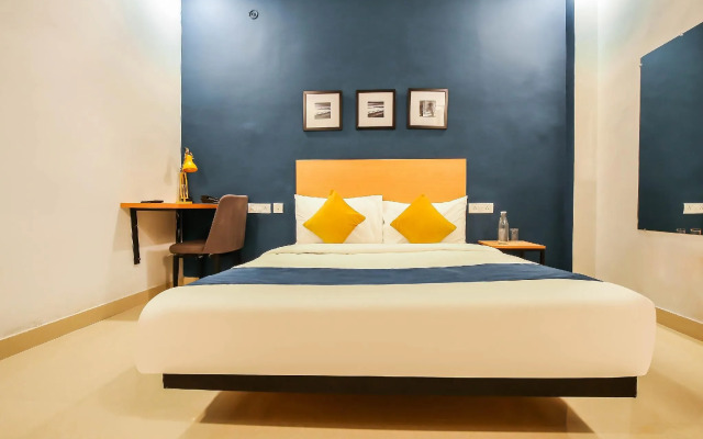 SilverKey Executive Stays 39656 Sector 7 Vrindavan Colony