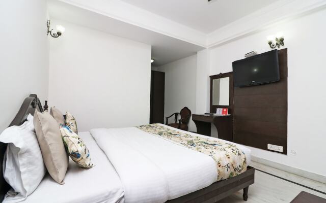 OYO 16063 Hotel Grand Valley