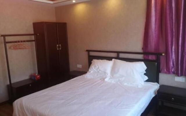 Longtou Guesthouse