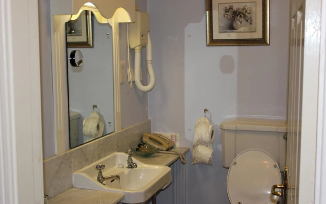 Kilcooly's Country House Hotel