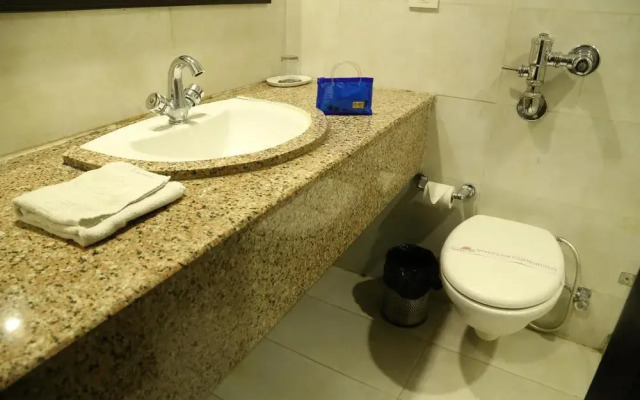 Hotel Parbhat Inn