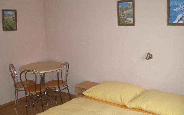 Privat 107