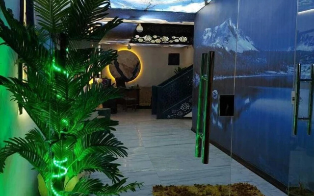 Lighthouse Hotel