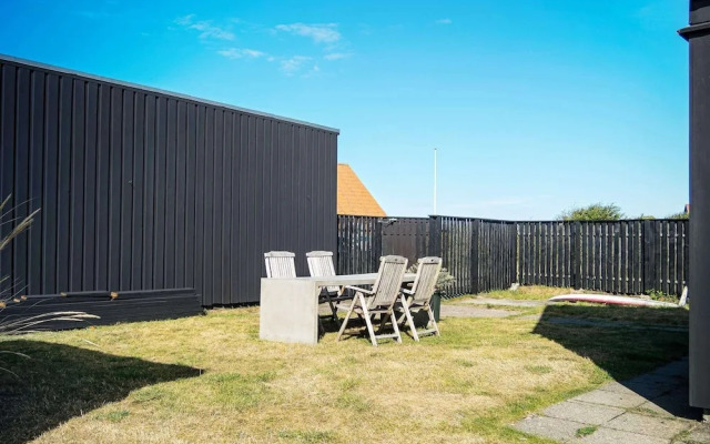 Picturesque Holiday Home in Struer near Sea