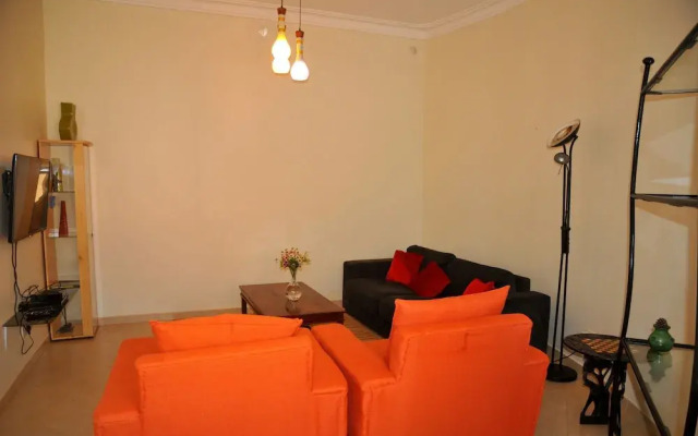 Victoria Lake View Guest House & Safaris