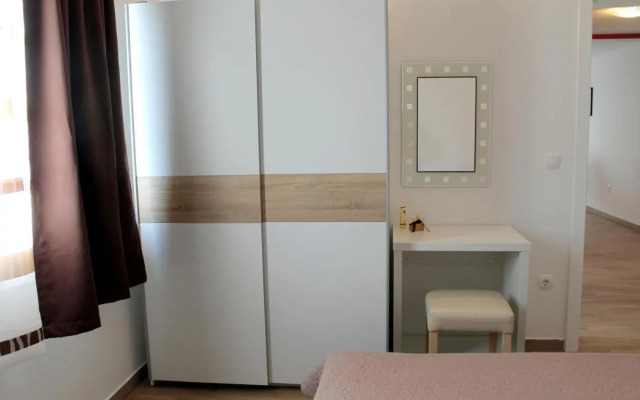 Apartment Podaca 15475a