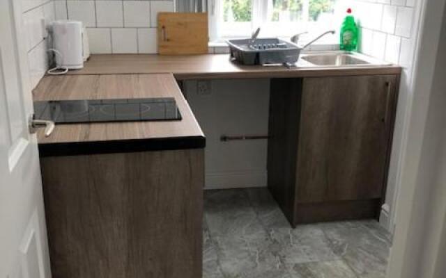 Luxury Lavish Studio Apartments LE1