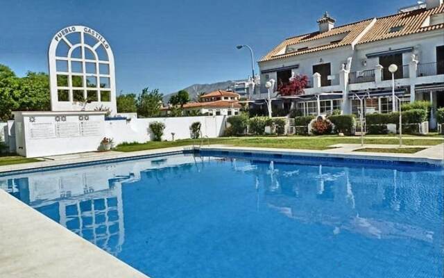 Acqua Fuengirola Apartments