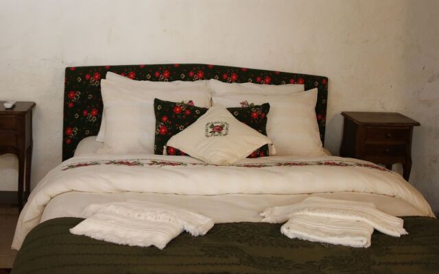 Shiraz Hotel & Restaurant